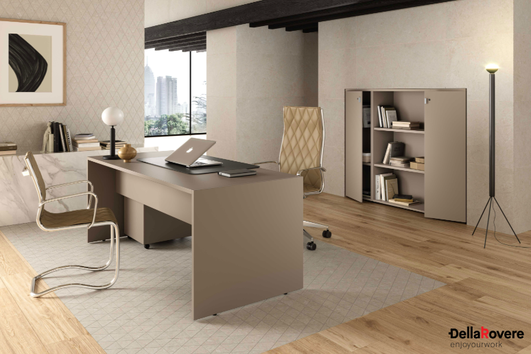 Scrivania Metrik 145x80 gamba dritta — Noce/Rovere